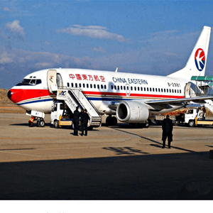 启阳空运公司航空快运业稳步发展的原因是什么？